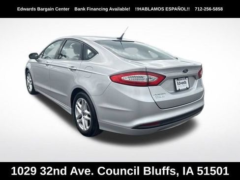 Used 2014 Ford Fusion SE FWD image 5