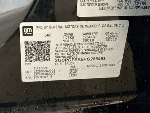 Used 2023 Chevrolet Silverado 1500 LT Trail Boss w/ LPO, Dark Essentials Package AWD/4WD image 32