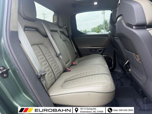 Used 2023 Rivian R1T Adventure Dual AWD/4WD image 18