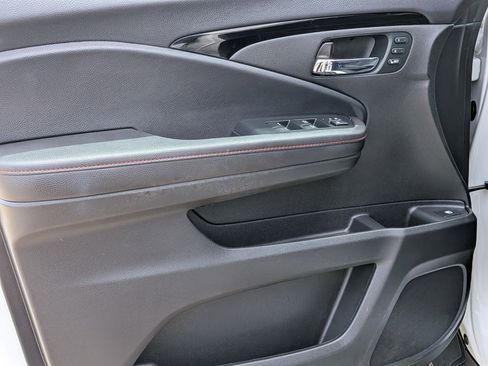 Certified 2023 Honda Ridgeline Black Edition image 12