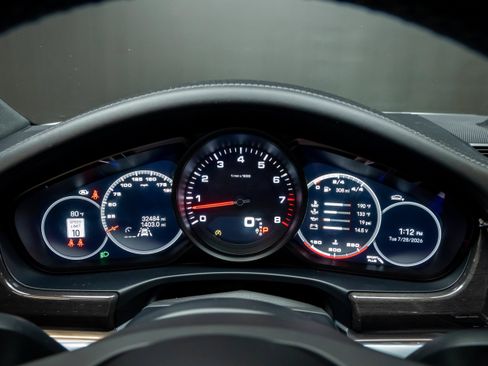 Certified 2023 Porsche Panamera 4 Platinum Edition AWD/4WD image 18