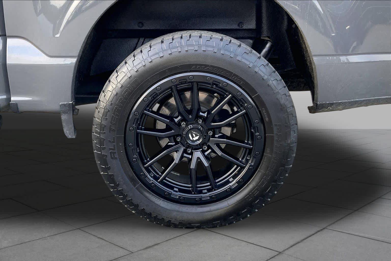 Used 2021 Ford F150 Lariat AWD/4WD image 9