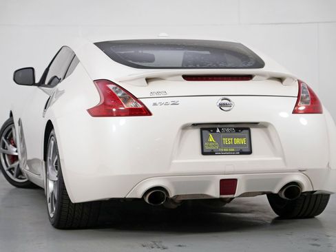 Used 2014 Nissan 370Z Touring w/ Sport Package image 5