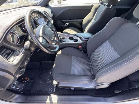 Used 2022 Dodge Challenger GT AWD/4WD image 17