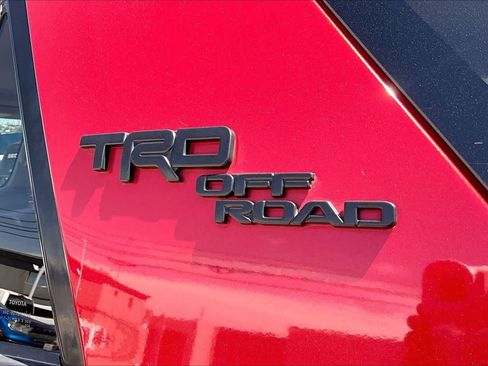 Used 2018 Toyota 4Runner TRD Off-Road Premium w/ Wilderness Package AWD/4WD image 30