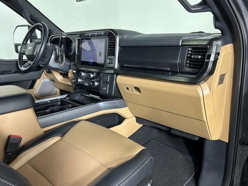 Used 2024 Ford F250 Lariat AWD/4WD image 10