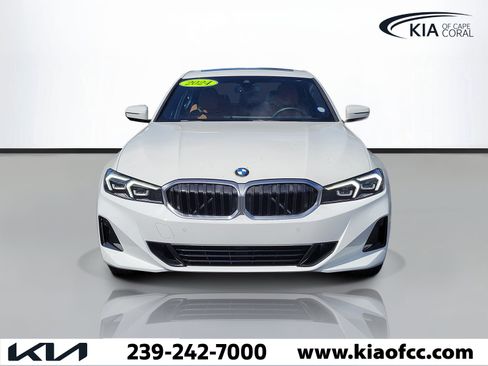 Used 2024 BMW 330i xDrive Sedan w/ Convenience Package AWD/4WD image 2