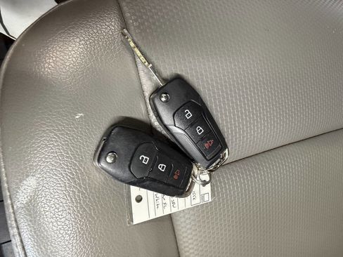 Used 2022 Ford F350 XL w/ Power Equipment Group image 28