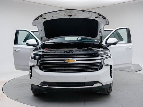 Used 2024 Chevrolet Tahoe LT image 15