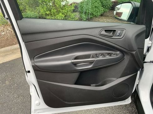 Used 2019 Ford Escape S FWD image 17