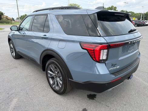 New 2026 Ford Explorer Active w/ Active Comfort Package AWD/4WD image 6