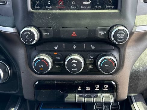 Used 2020 RAM 1500 Big Horn AWD/4WD image 29