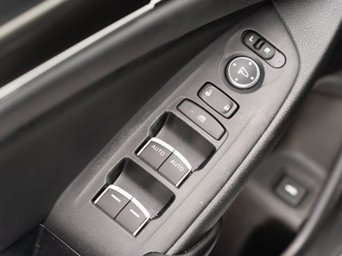 Used 2018 Honda Accord Sport image 14