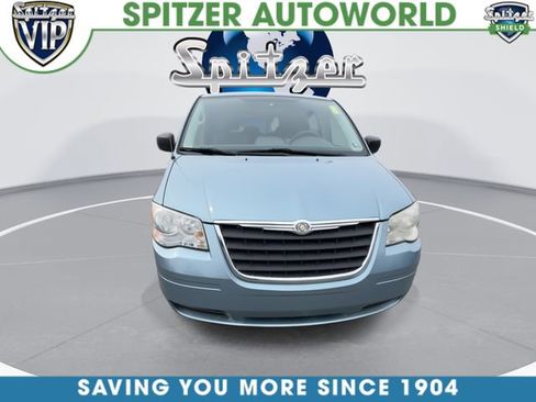 Used 2008 Chrysler Town & Country LX w/ Entertainment Group #1 image 3