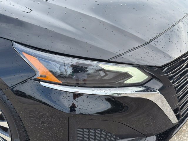 Used 2025 Nissan Altima 2.5 SV FWD image 9