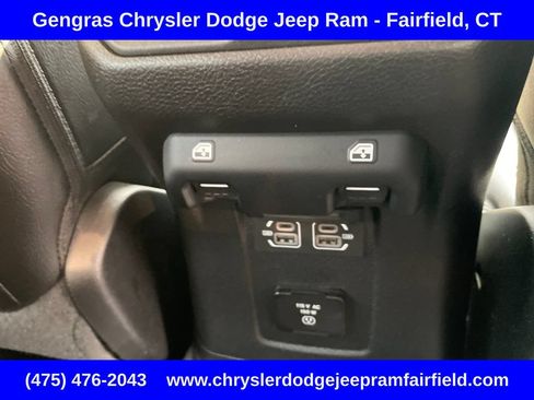 Used 2023 Jeep Wrangler Unlimited Sahara w/ Cold Weather Group AWD/4WD image 26