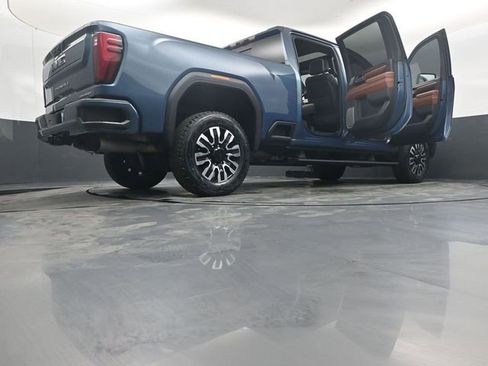 Used 2024 GMC Sierra 2500 Denali Ultimate AWD/4WD image 55