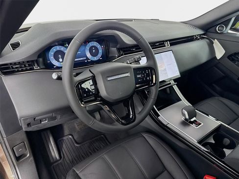 Used 2026 Land Rover Range Rover Evoque S AWD/4WD image 9