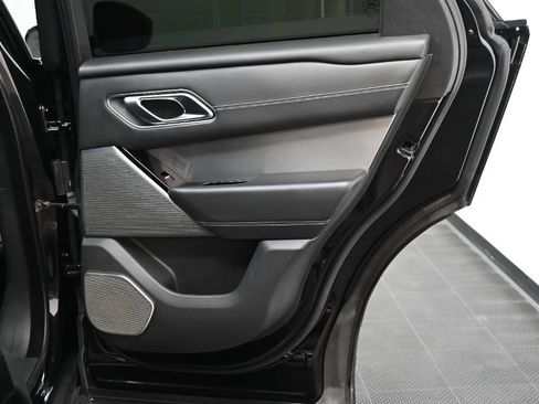 Used 2019 Land Rover Range Rover Velar R-Dynamic HSE AWD/4WD image 37