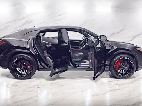 Used 2024 Lamborghini Urus S image 21