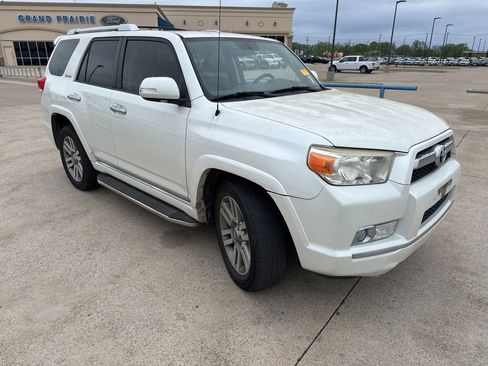 Used 2013 Toyota 4Runner Limited image 18