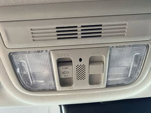 Used 2021 Honda Civic EX-L image 30