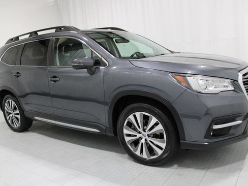 Used 2022 Subaru Ascent Limited w/ Technology Package AWD/4WD image 4