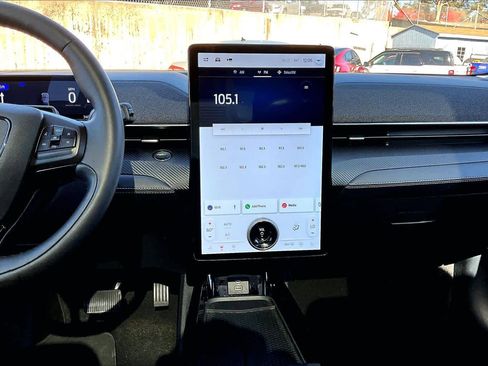 Certified 2022 Ford Mustang Mach-E Premium image 6