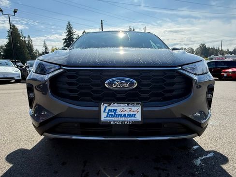 Used 2025 Ford Escape ST-Line Select AWD/4WD image 8
