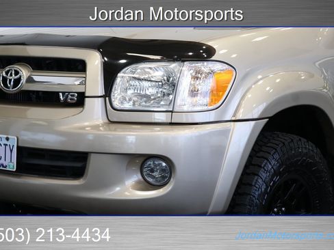 Used 2006 Toyota Sequoia Limited image 46
