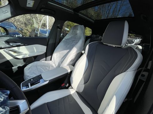 New 2026 BMW X1 xDrive28i w/ Technology Package image 7