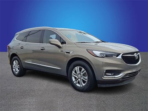Used 2018 Buick Enclave Essence w/ Trailering Package image 3