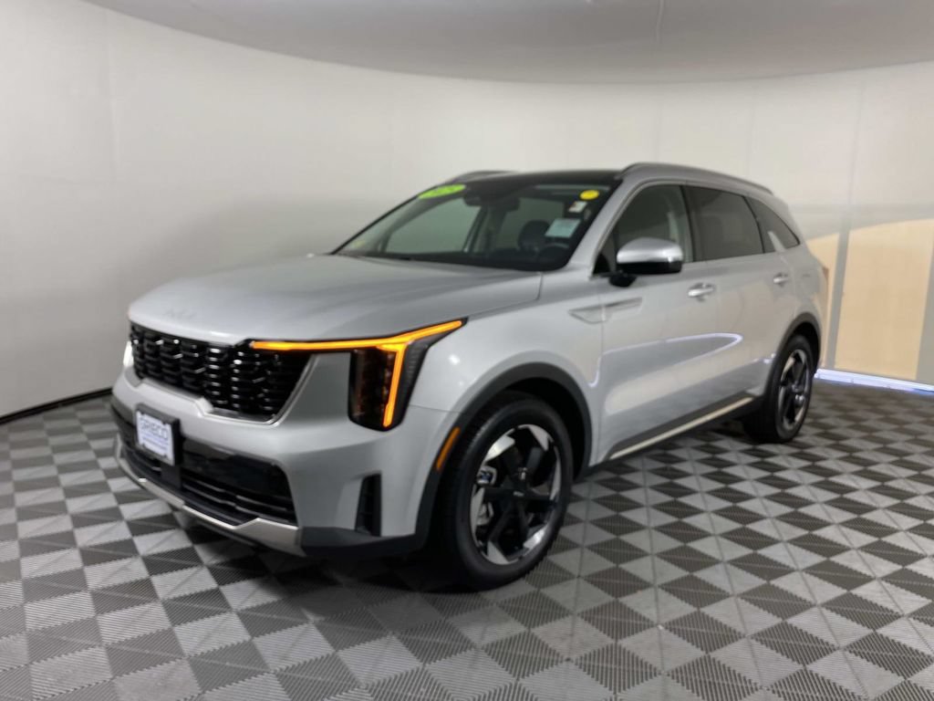 Used 2025 Kia Sorento EX w/ EX Panoramic Sunroof Package AWD/4WD image 4