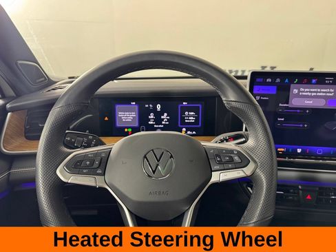 Used 2025 Volkswagen Tiguan SEL R-Line AWD/4WD image 16
