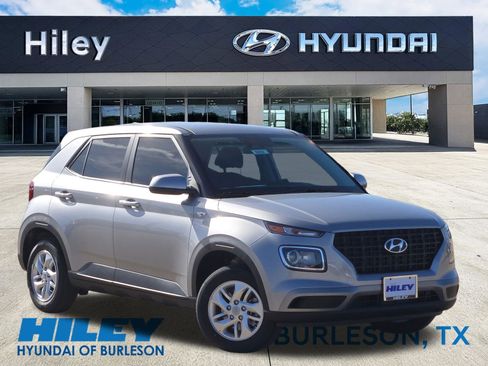 New 2026 Hyundai Venue SE image 1
