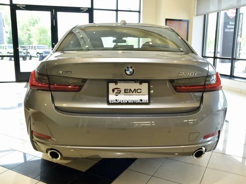 Used 2025 BMW 330i xDrive Sedan AWD/4WD image 5
