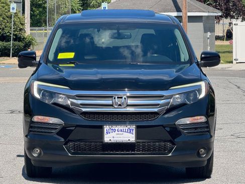 Used 2017 Honda Pilot EX-L image 2