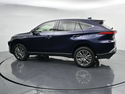 Used 2021 Toyota Venza Limited w/ Carpet Mat Package (TMS) AWD/4WD image 5