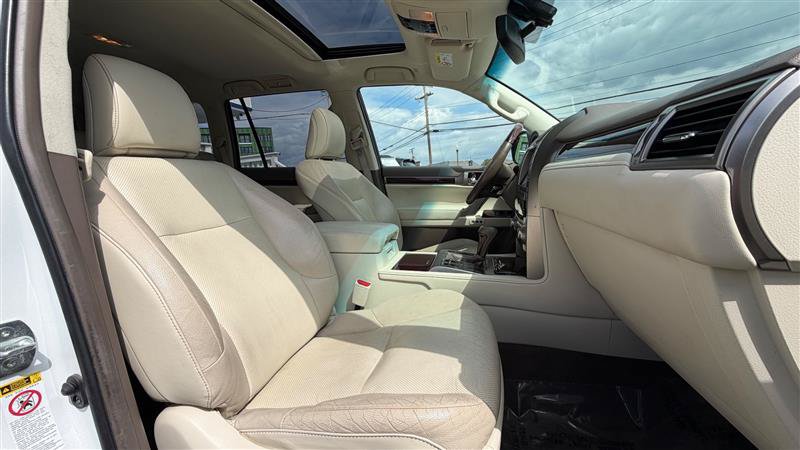 Used 2019 Lexus GX 460 Premium w/ Premium Package AWD/4WD image 37