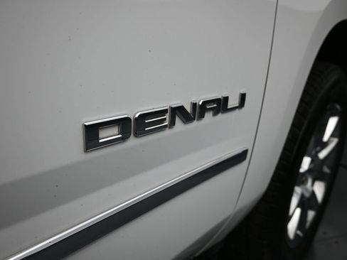 Used 2020 GMC Yukon Denali w/ Open Road Package AWD/4WD image 25
