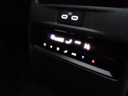 Used 2024 MAZDA CX-90 Plug-In Hybrid w/ Premium Pkg image 33