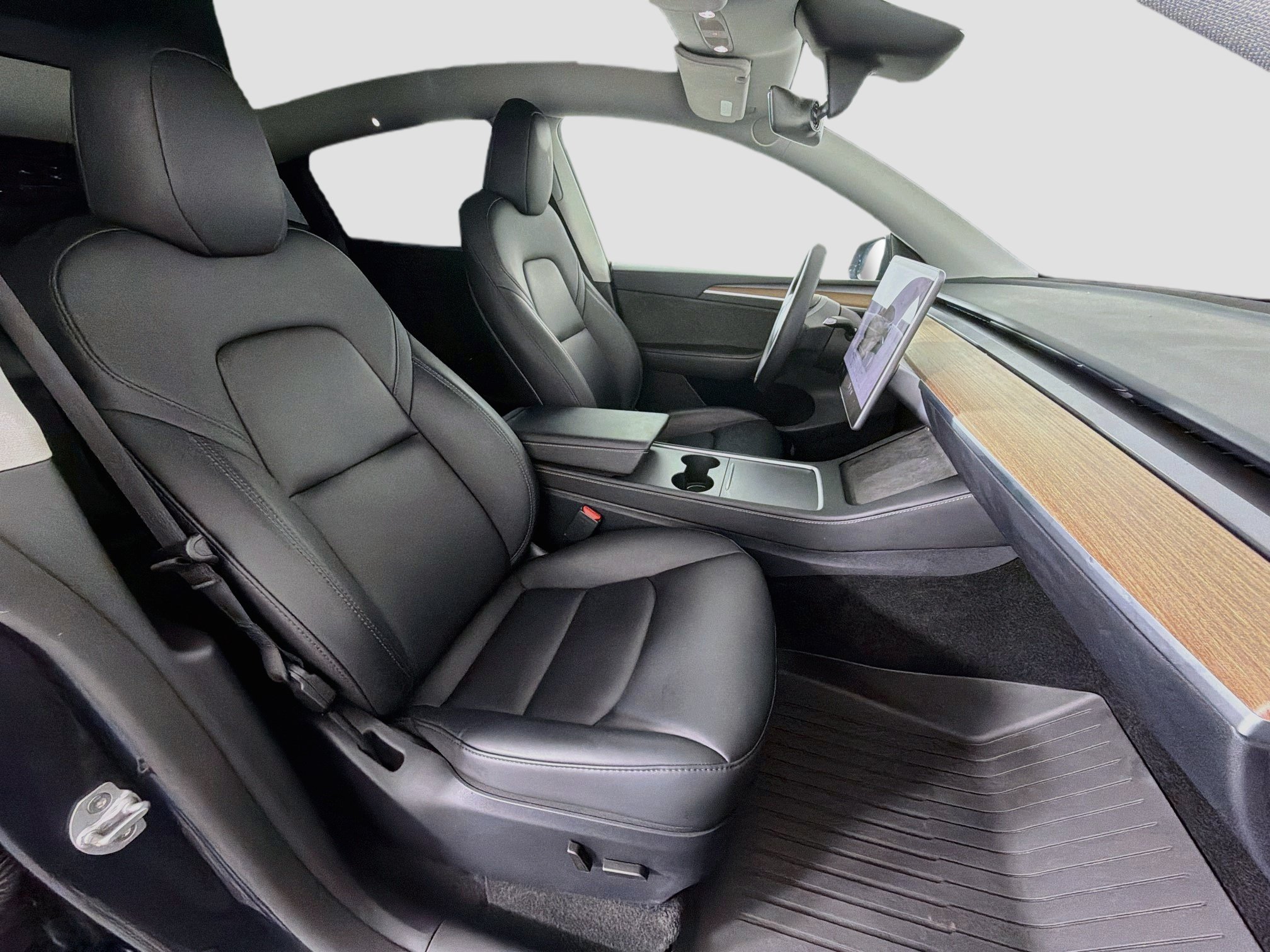 Used 2024 Tesla Model Y Long Range AWD/4WD image 32