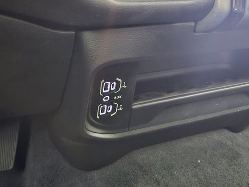 New 2026 RAM 2500 Tradesman AWD/4WD image 30