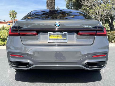 Used 2022 BMW 740i 740i - DRIVING ASSISTANCE PROF w/ M Sport Package image 47