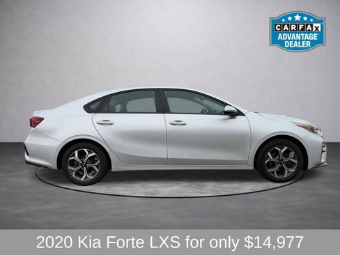 Used 2020 Kia Forte LXS image 3