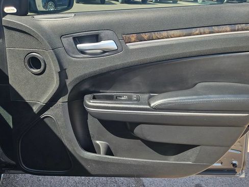 Used 2011 Chrysler 300 C w/ Sound Group RWD image 19