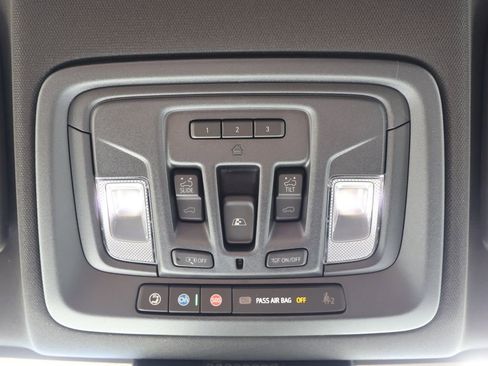 New 2026 GMC Sierra 1500 AT4 w/ AT4 Premium Package AWD/4WD image 33
