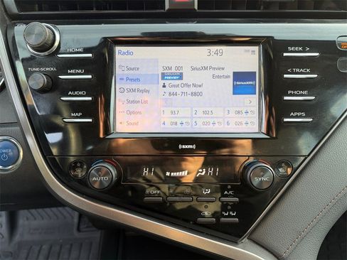 Certified 2020 Toyota Camry LE image 19