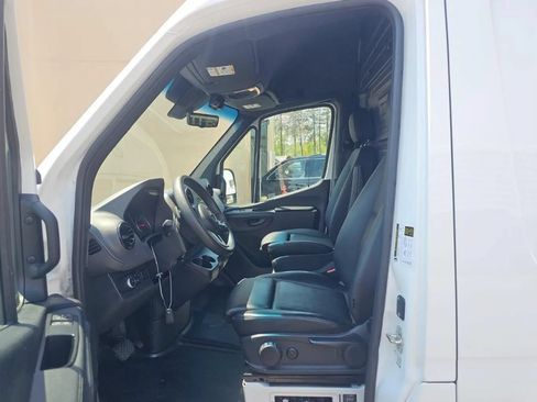 Used 2024 Mercedes-Benz Sprinter 3500 w/ Acoustic Package image 7