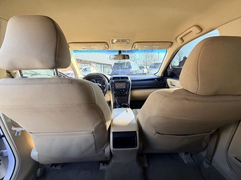 Used 2017 Toyota Camry LE image 49
